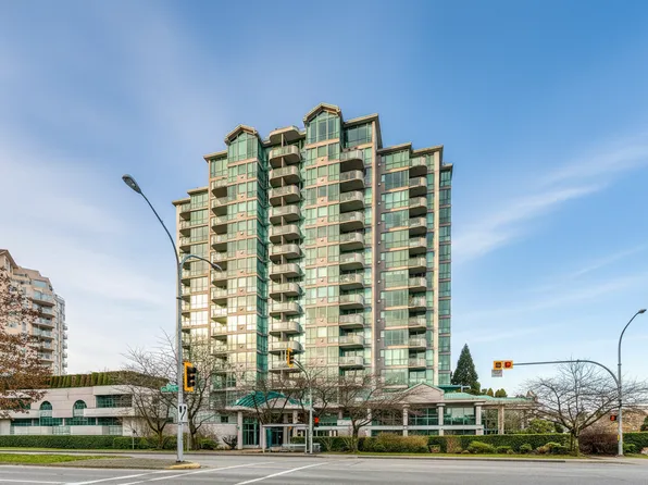 7500 Granville Ave #405, Richmond, BC V6Y 3Y6
