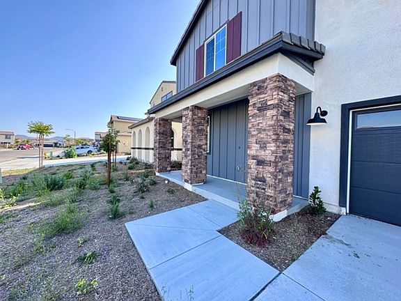 5th image of 30769 Valley Heights Dr