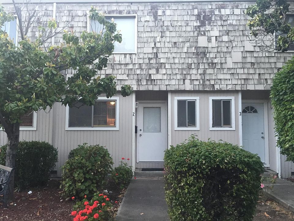 1st image of 382 S Cypress Ave #2