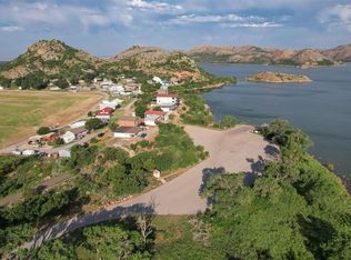 6 Hicks Mountain Rd, Lone Wolf, OK 73655