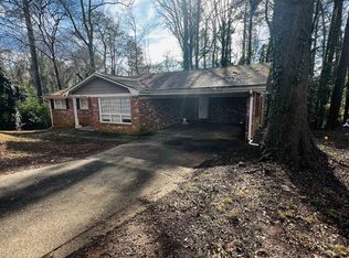4079 Blackhawk Dr, Stone Mountain, GA 30083