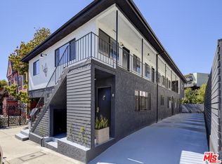 3366 Descanso Dr, Los Angeles, CA 90026