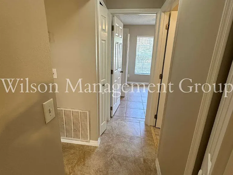 660 Marlene Dr — Photo 13