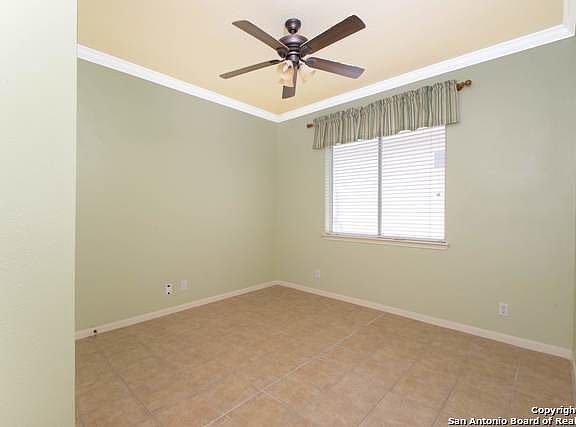 5th image of 13715 Auburn Oaks