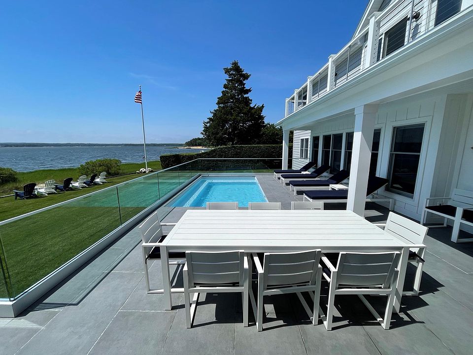 53 Harbor Rd, Aquebogue, NY 11901 Zillow