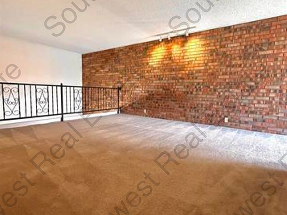 5th image of 1400 Fairway Ter APT 12