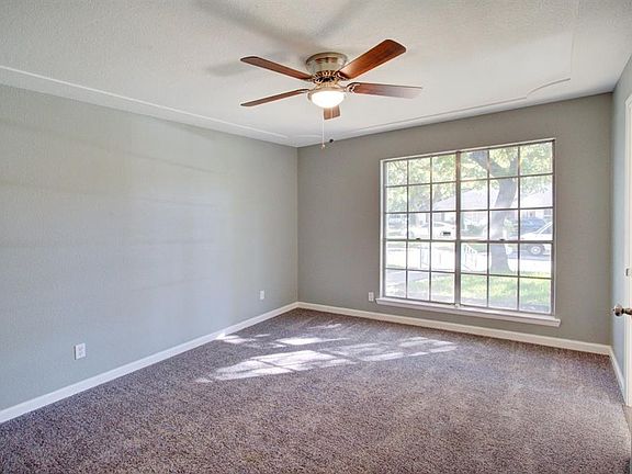 3rd image of 1804 W Cedar Elm Dr