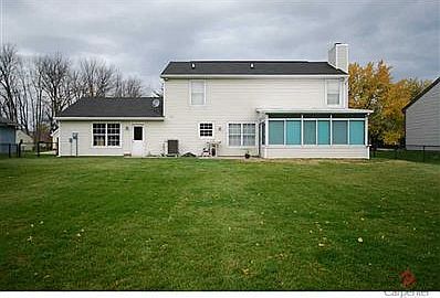 2nd image of 8821 Appleby Ln