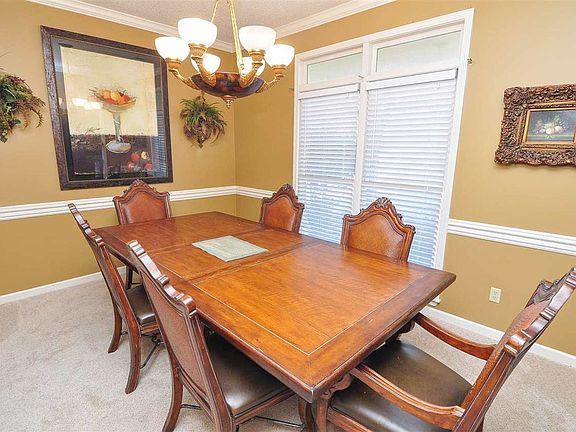 4th image of 2047 Oak Springs Dr