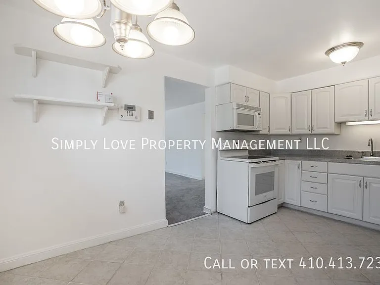 7709 Ravine Dr — Photo 12