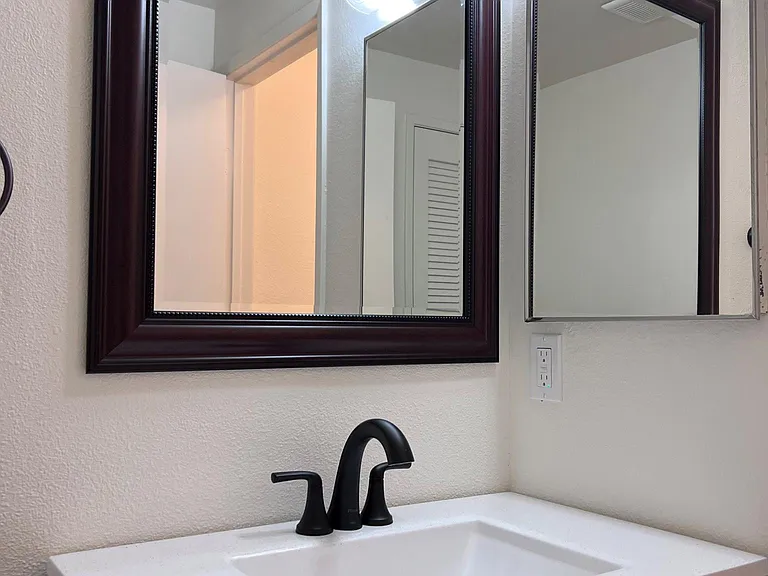 7669 Conestoga Way #7669 — Photo 8