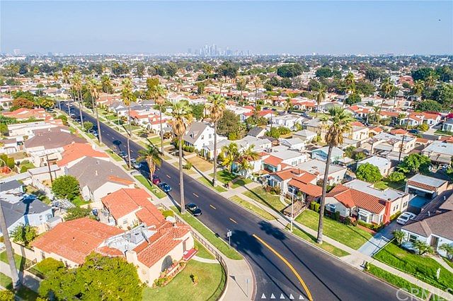 1st image of 3953 Degnan Blvd