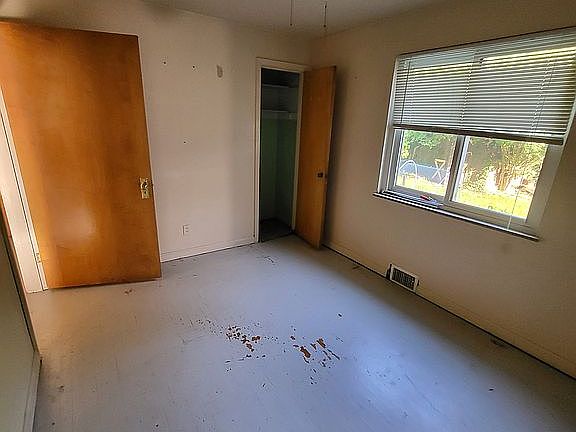3rd image of 3863 Malaer Dr