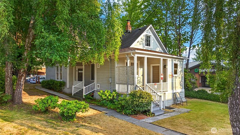 3rd image of 115 3rd Avenue N