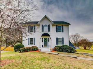 4605 Trevino Dr NE, Roanoke, VA 24019