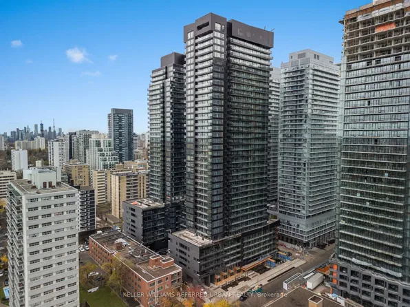 117 Broadway Ave, Toronto, ON