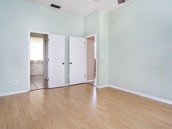 4th image of 13132 Loblolly Ln