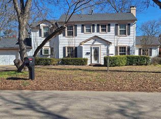 921 N Montgomery St, Gilmer, TX 75644