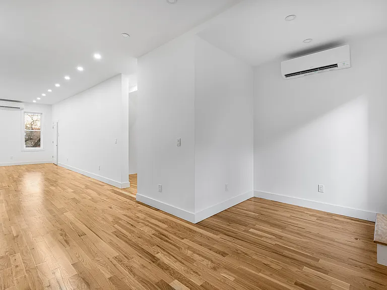 1208 Saint Marks Ave #2B — Photo 8
