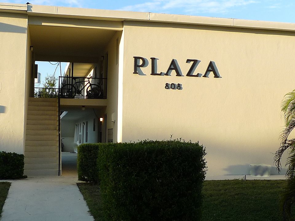 1st image of 808 22nd St APT 5