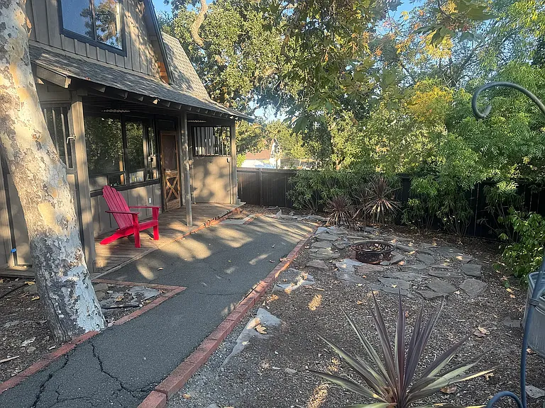 5644 Sonoma Hwy #B — Photo 2