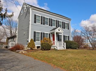 107 Willow Grove Rd, Stewartsville, NJ 08886
