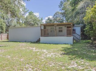 101 Little Hewitt Ln, Interlachen, FL 32148