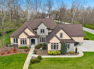 3669 E Greystone Dr, Warsaw, IN
