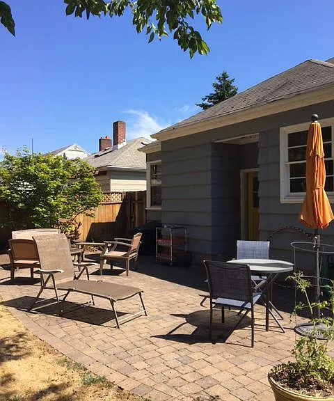 5019 NE Everett St — Photo 1