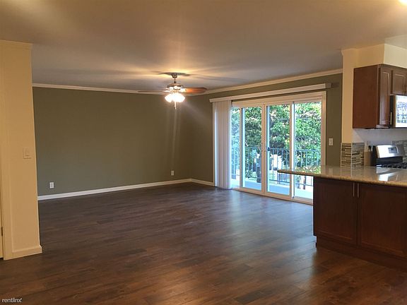 5th image of 501 Marlborough Ave APT 203