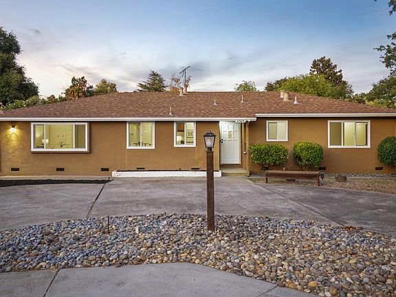 4th image of 4368 Miller Ct