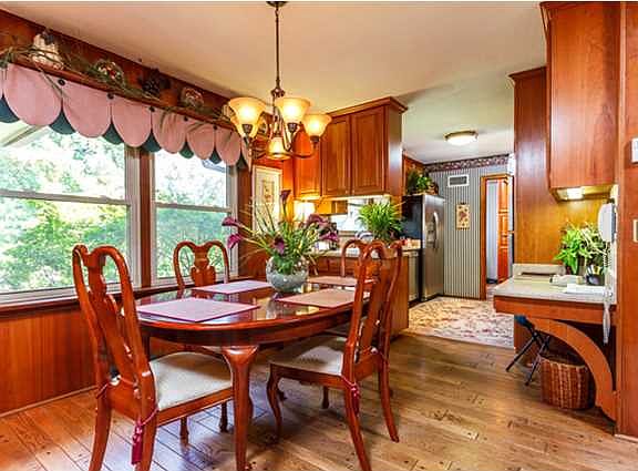 5th image of 903 Brynwood Dr