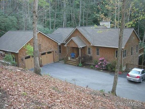 1st image of 380 Aberdeen Ln