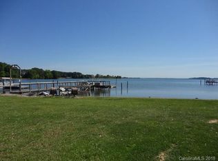 8341 Ranger Island Marina Rd, Denver, NC 28037