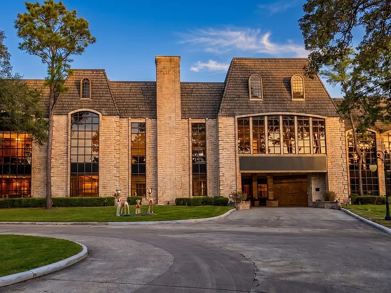 15823 Pebble Bend Dr — Photo 24