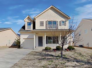 913 Bridlemine Dr, Fuquay Varina, NC 27526