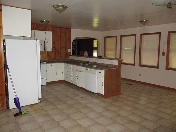 5th image of 805 Woodall Ln NW