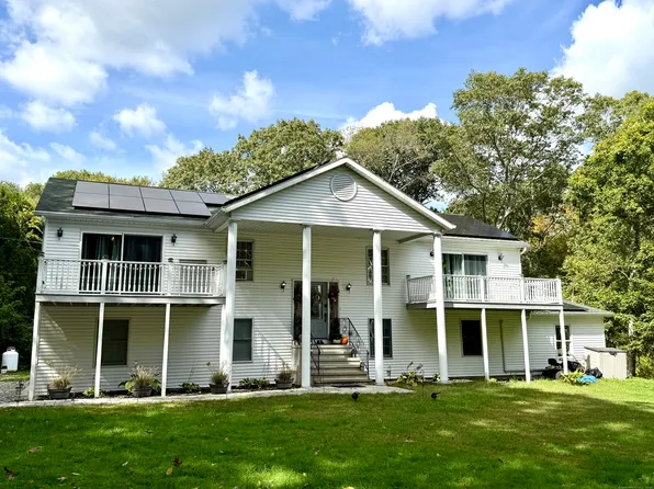 33D Laurel Point Drive, Montville, CT 06370