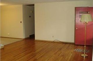 3rd image of 9951 Campbell St