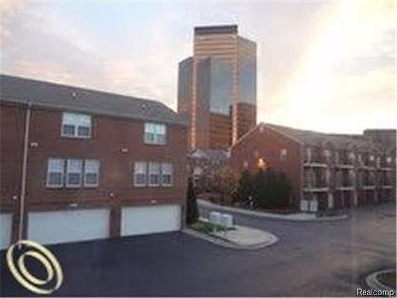 2nd image of 25471 Saint James