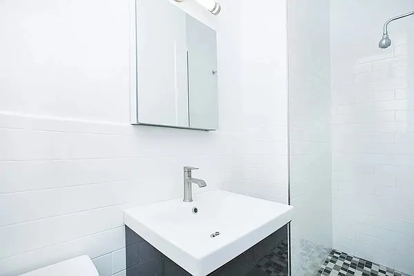 Rented by Bohemia Realty Group | media 4