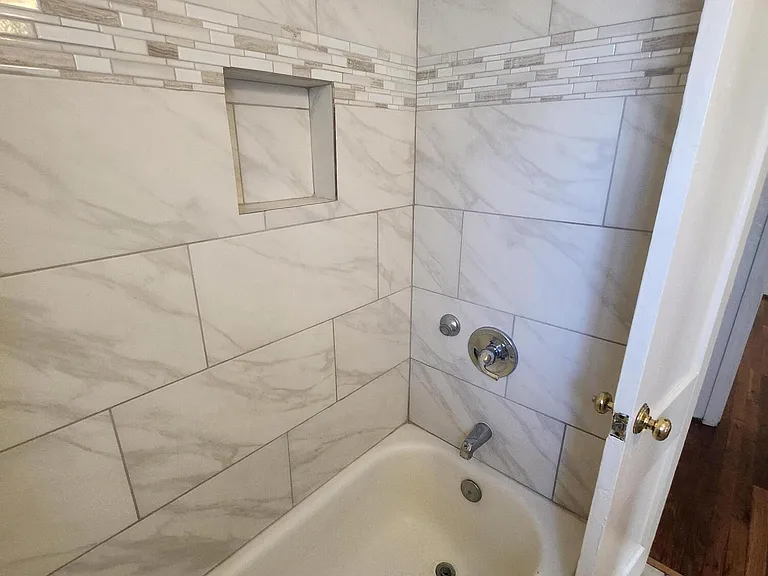 1306 Los Tomases Dr NW — Photo 9