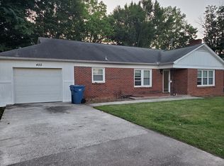 485 10th Avenue Dr SE, Hickory, NC 28602