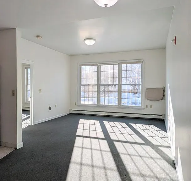 Howell House — Photo 19