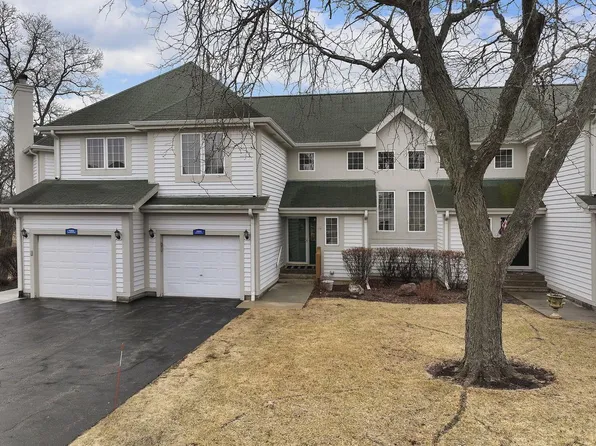 1691 Woodland CIRCLE #12-30, Lake Geneva, WI 53147