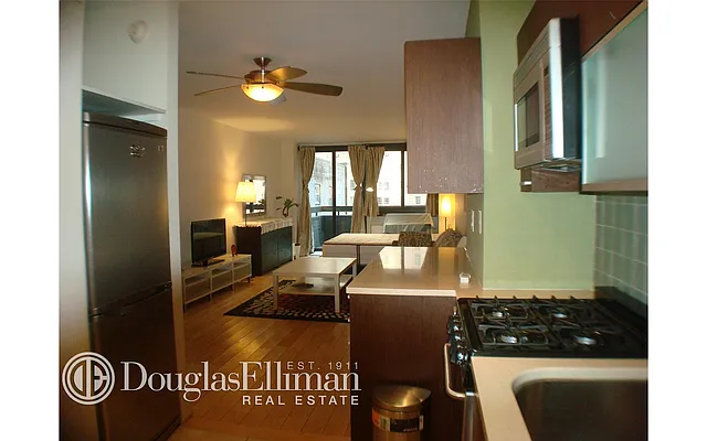 Rented by Douglas Elliman | media 21