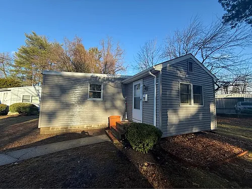 305 Smithtown Blvd #11 Photo 1