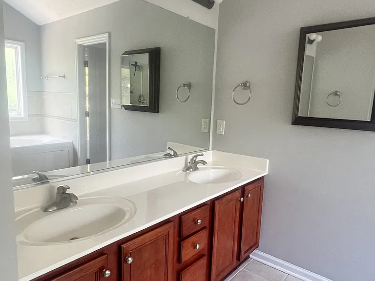 529 Carolina Way — Photo 27