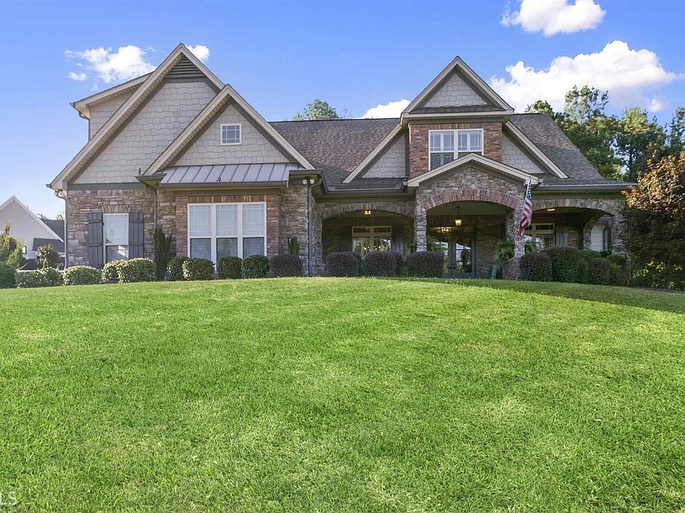 2nd image of 44 Marina Dr