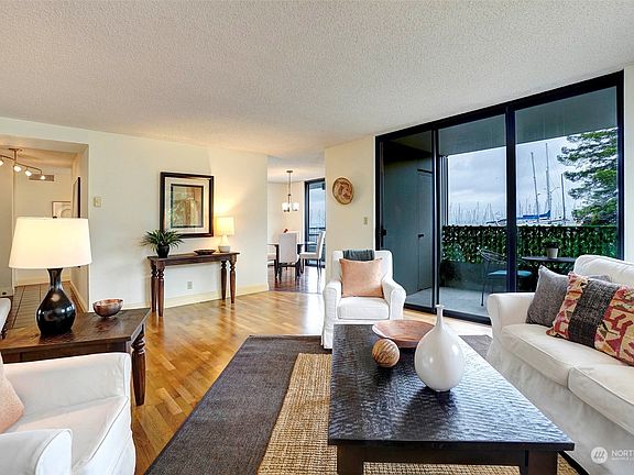3rd image of 6535 Seaview Avenue NW #211B
